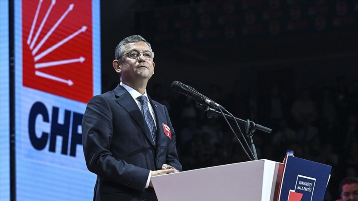 Özgür Özel, CHP Grup Toplantısı’nda konuşuyor